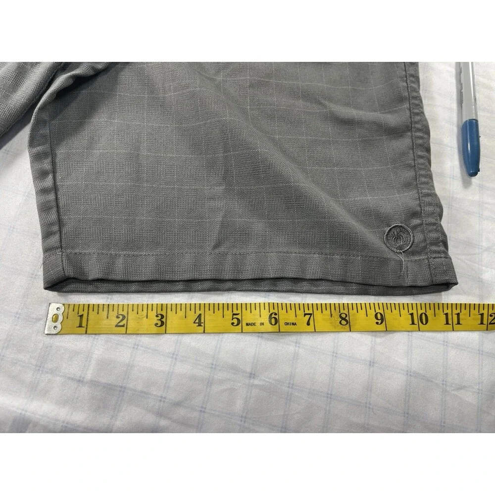 Hang Ten Men’s Gray Plaid Flat Front Walk Shorts Size 36 Modern Fit Hybrid